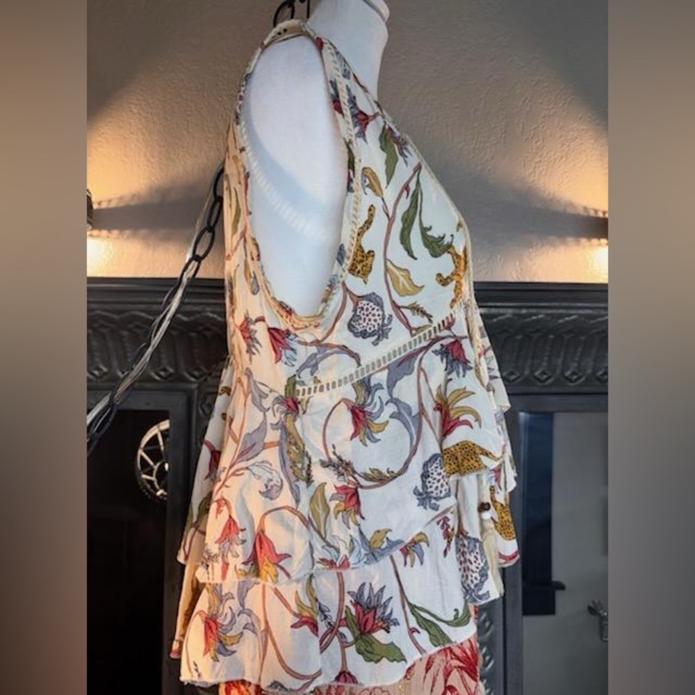 Z&L Europe Floral Sleeveless Top size large, fits medium or small - Picture 4 of 10